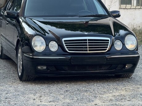 Mercedes E 280 2001