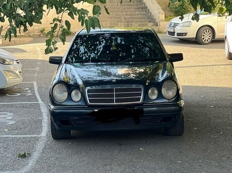 Mercedes E 230 1996