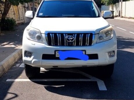 Toyota Land Cruiser Prado 2013