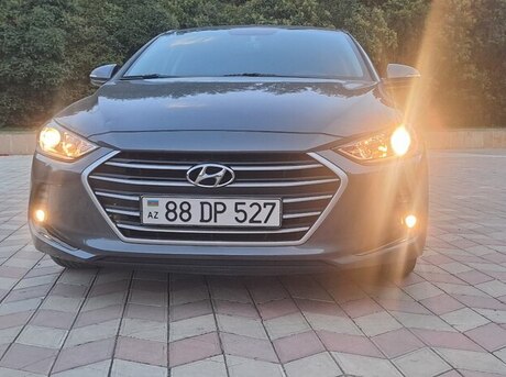Hyundai Elantra 2018