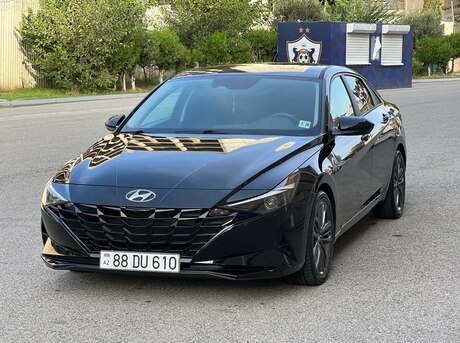 Hyundai Elantra 2021