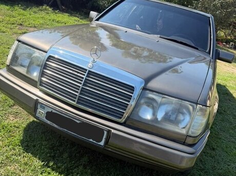 Mercedes 250 D 1988