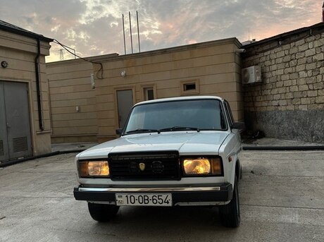 LADA (VAZ) 2107 2005
