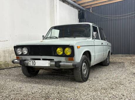 LADA (VAZ) 2106 1988