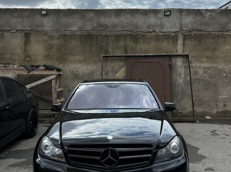 Mercedes C 250 2012