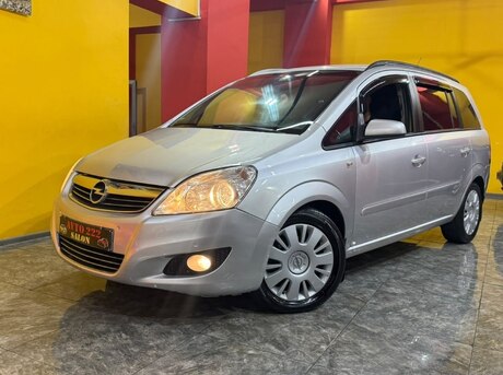 Opel Zafira 2008