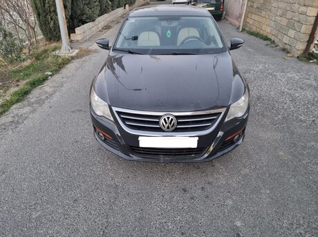 Volkswagen Passat CC 2011