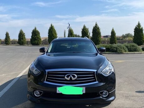Infiniti  2013