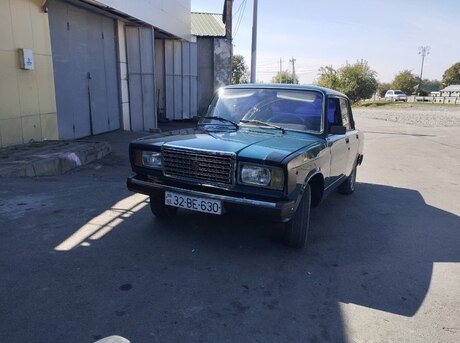 LADA (VAZ) 2107 2005