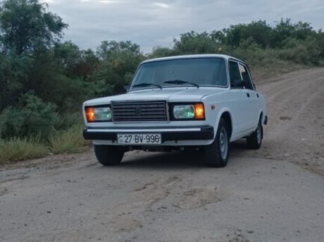 LADA (VAZ) 2107 2005