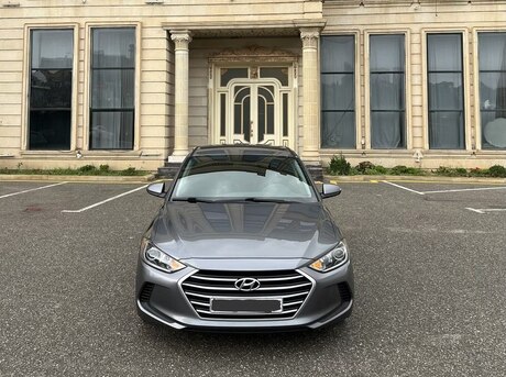 Hyundai Elantra 2017