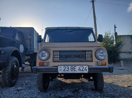 LuAz 969 1990