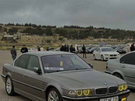 BMW 735 1998