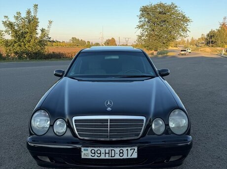 Mercedes E 220 2002