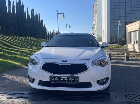 Kia Cadenza 2013