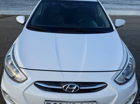 Hyundai Accent 2016