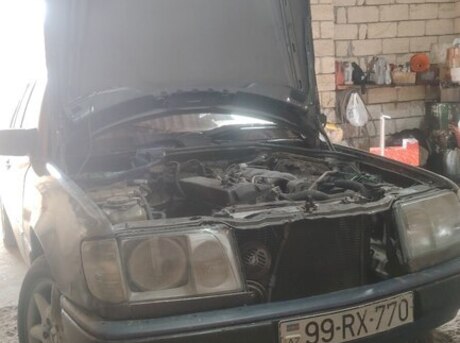 Mercedes E 250 1993