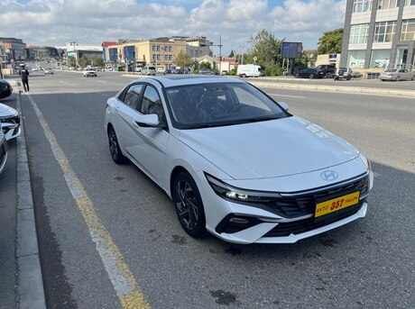 Hyundai Elantra 2026