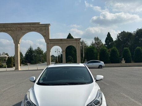 Hyundai Elantra 2014