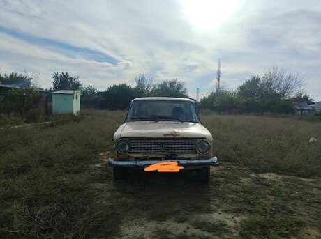 LADA (VAZ) 21011 1981