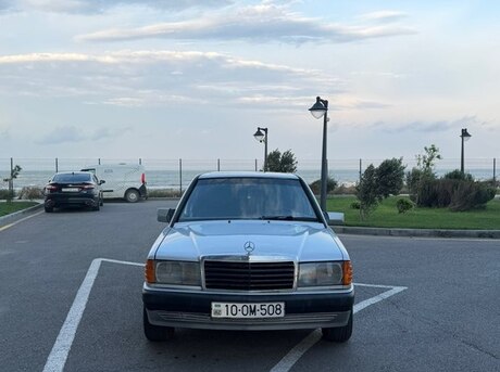 Mercedes 190 1992