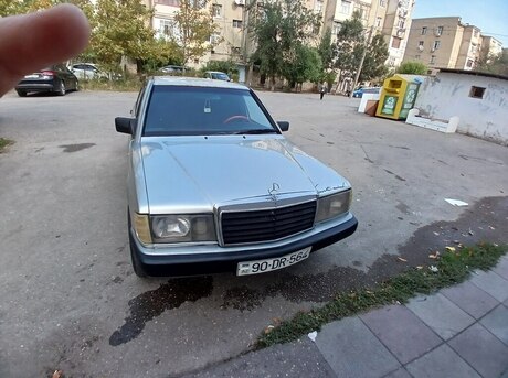 Mercedes 190 1990