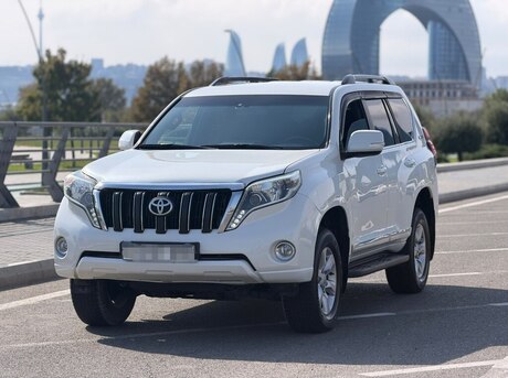 Toyota Land Cruiser Prado 2012