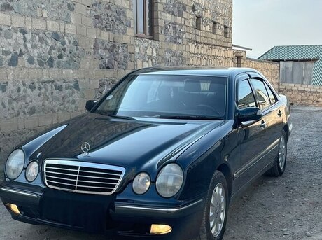 Mercedes E 240 1999