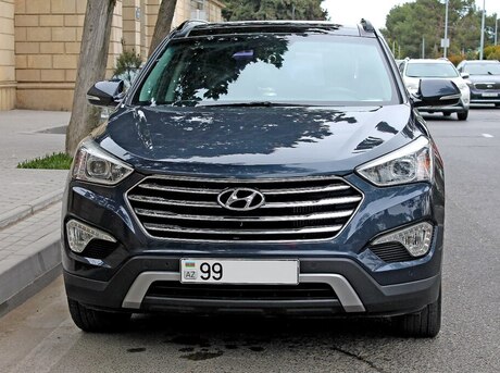 Hyundai Grand Santa Fe 2015