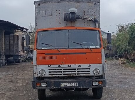 KamAz 53212 1990