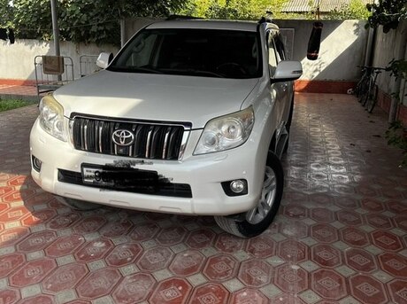 Toyota Land Cruiser Prado 2012