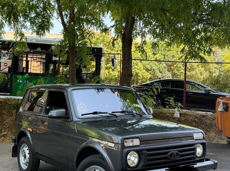 LADA (VAZ) Niva 2020