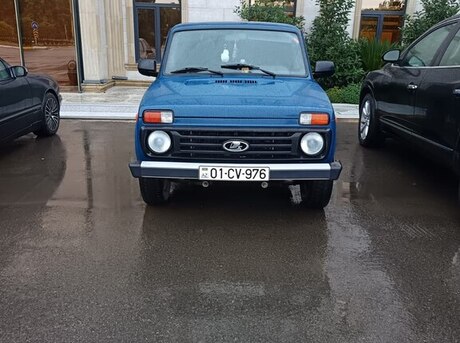 LADA (VAZ) Niva 2015