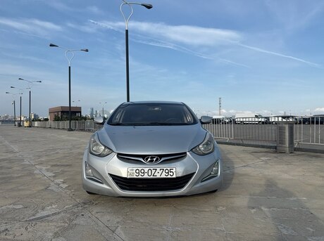 Hyundai Avante 2013