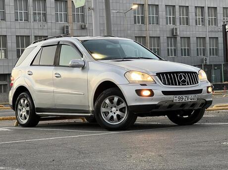 Mercedes ML 350 4MATIC 2005
