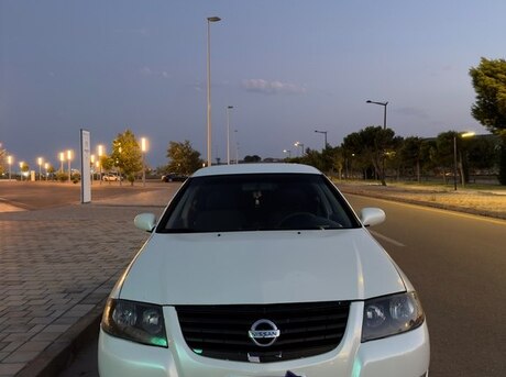 Nissan Sunny 2011