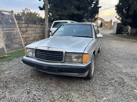 Mercedes 190 1992