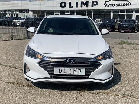 Hyundai Elantra 2019