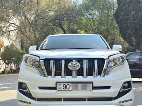 Toyota Land Cruiser Prado 2010