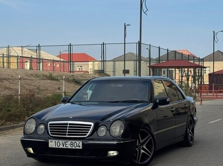 Mercedes E 240 2001