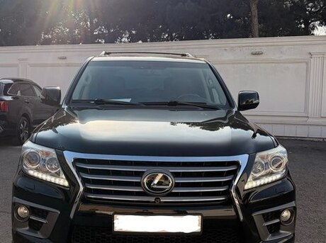 Lexus LX 570 2013