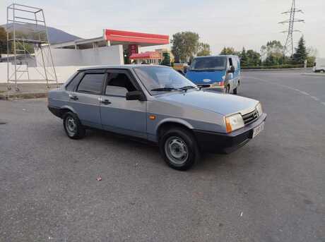 LADA (VAZ) 21099 2001