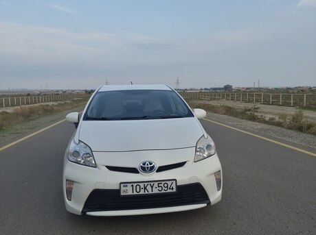Toyota Prius 2015