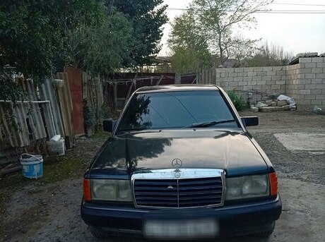 Mercedes 190 1990