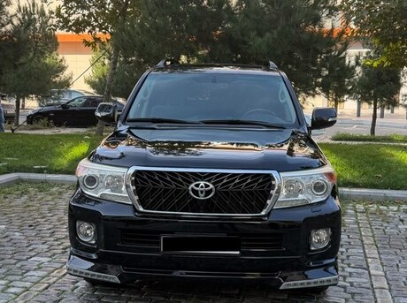 Toyota Land Cruiser 2012