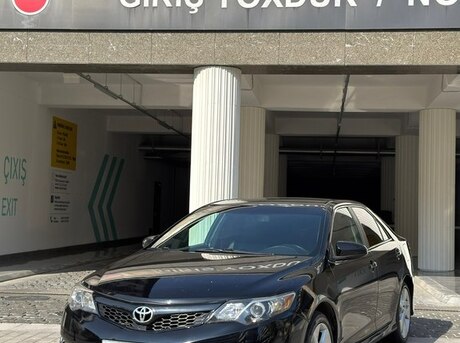 Toyota Camry 2012