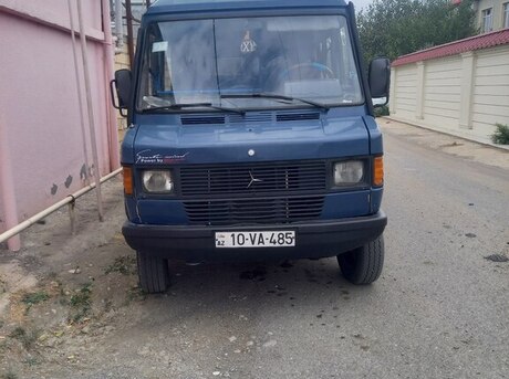 Mercedes 208 D 1994