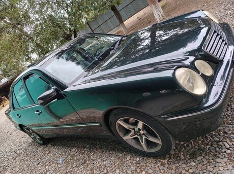 Mercedes E 240 2001