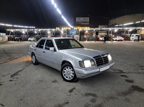 Mercedes 220 E 1994