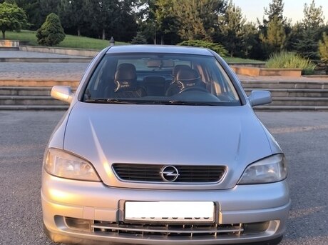 Opel Astra 2000